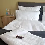 Szálloda Rhin *